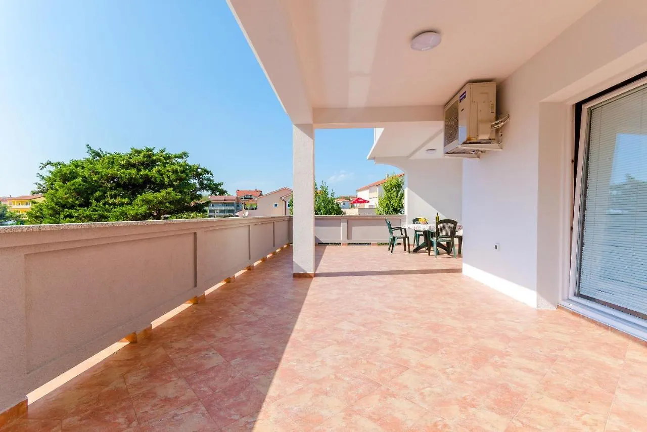 Apartments Ruza-Rajska Beach Lopar