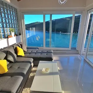 13 Apartman Rabac
